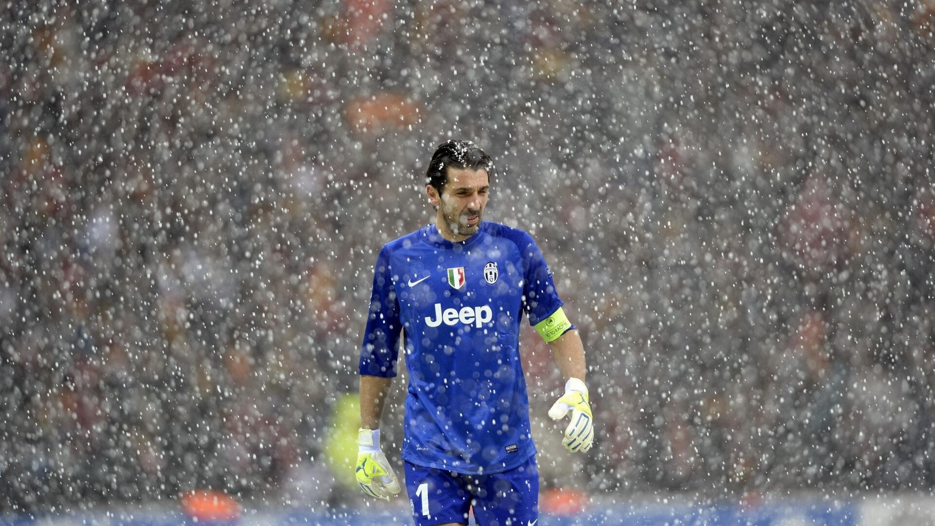 皇马逆转巴萨，晋级欧冠四强，皇马和巴萨欧冠赛场上对阵过几次